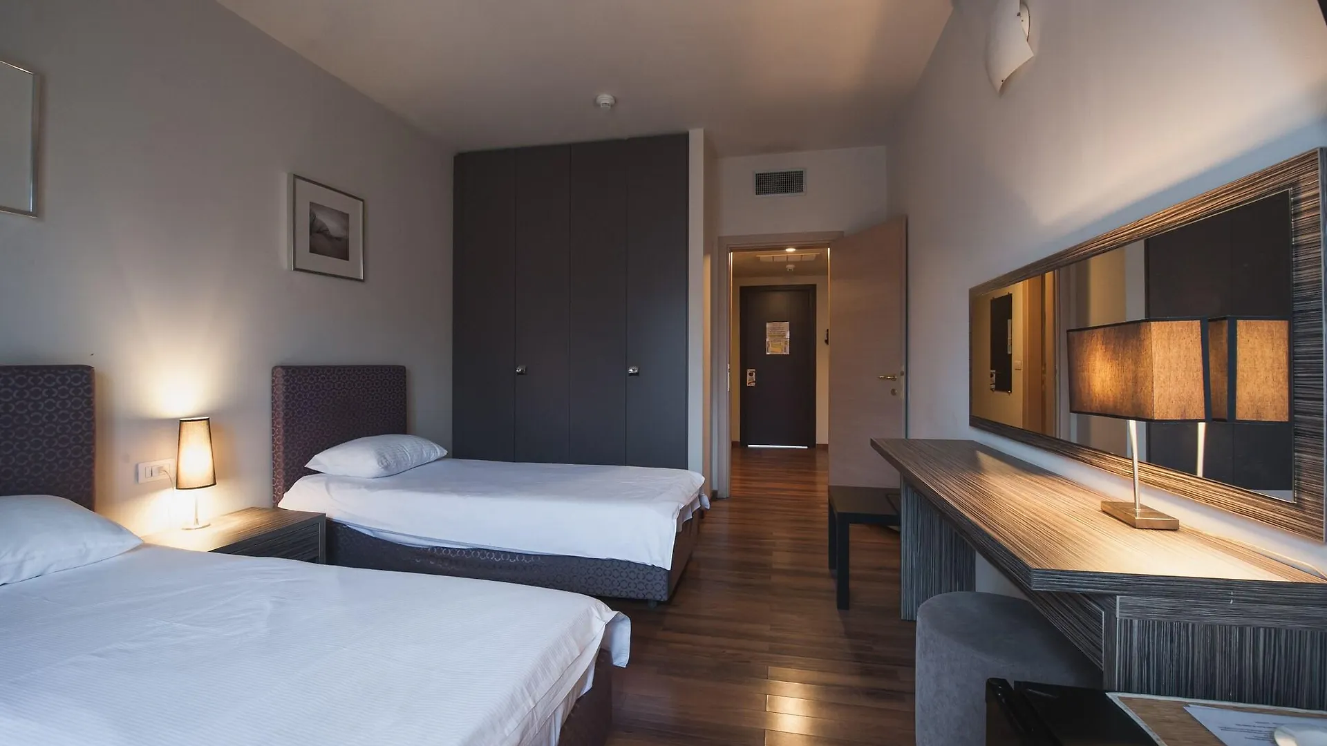 Hotel Hemingway Residence Bucharest Romania