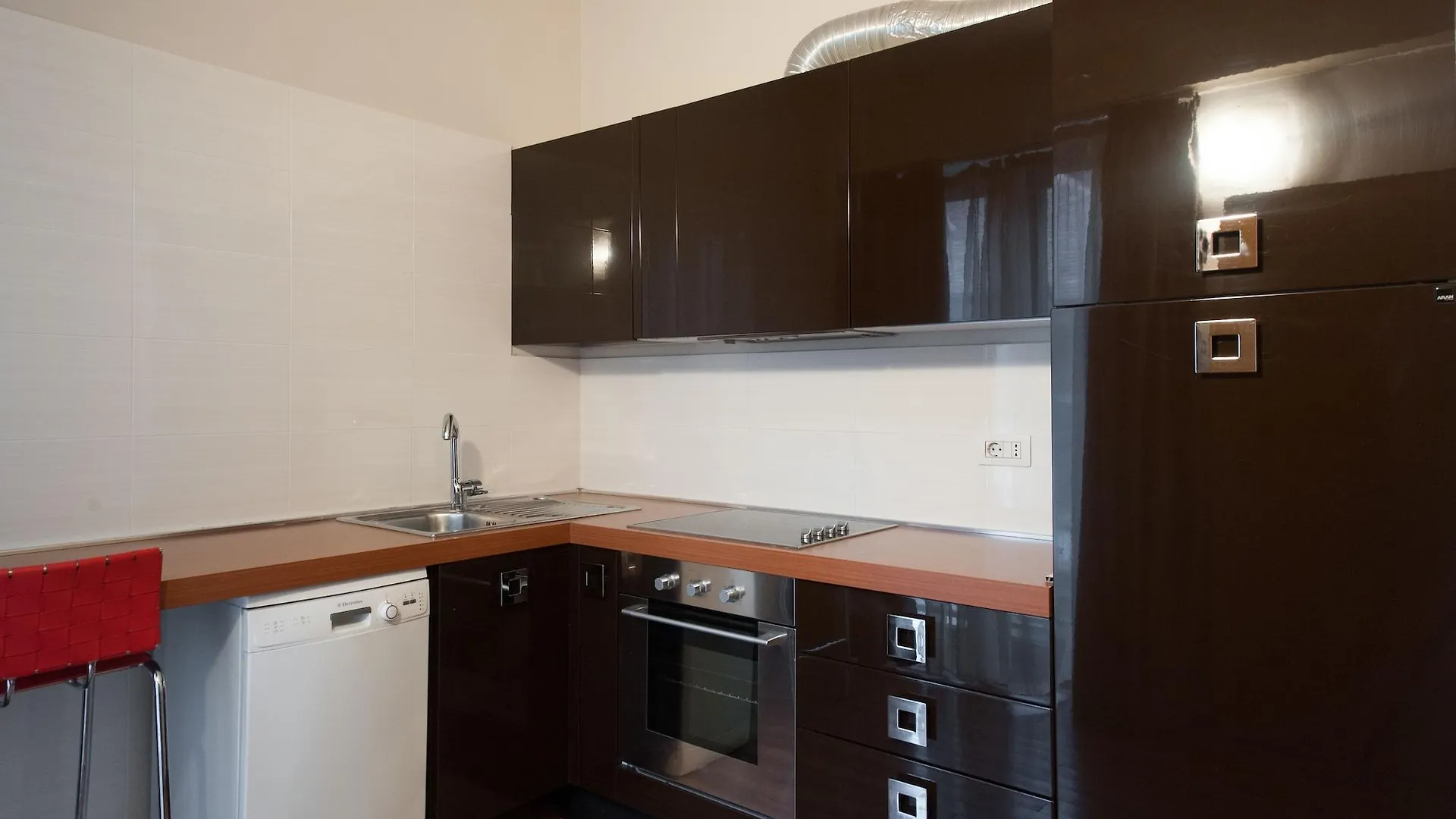 Hotel Hemingway Residence Bucharest 3*,  Romania