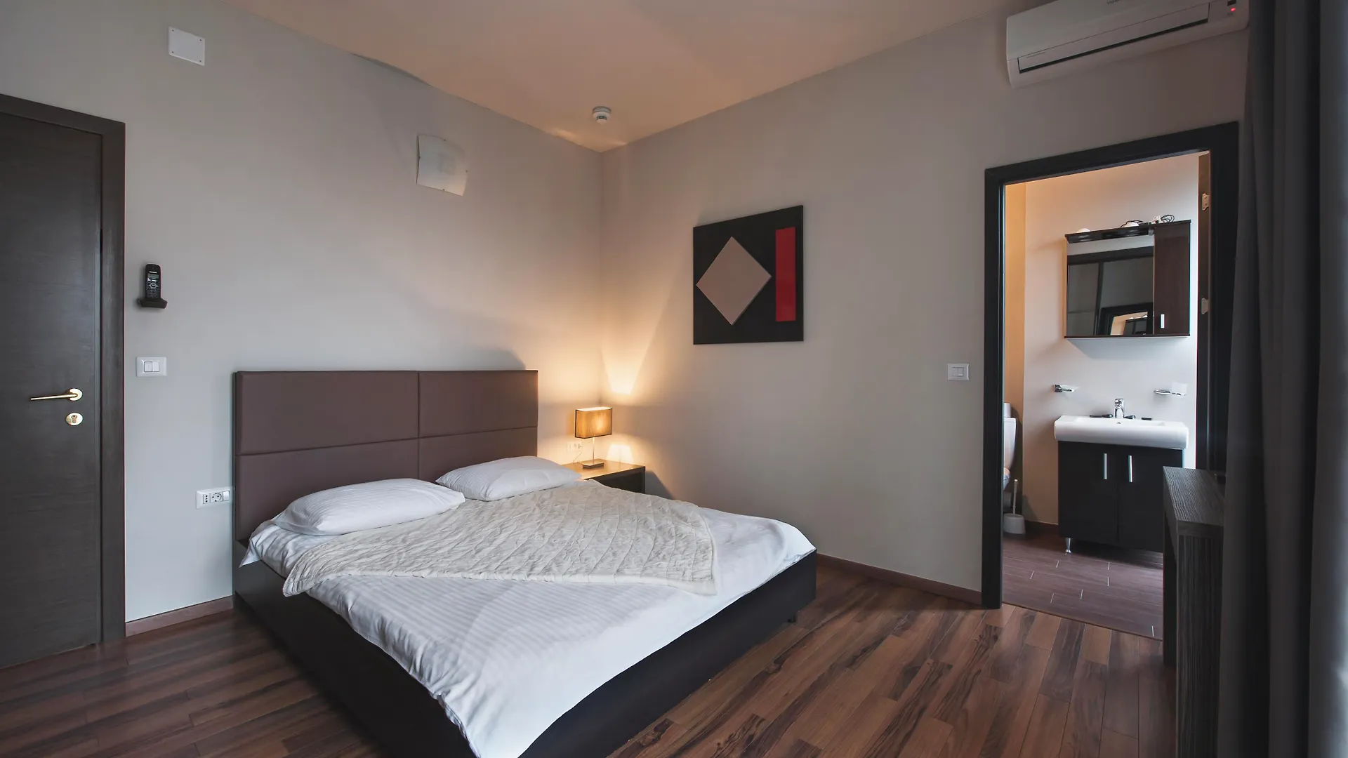 Hotel Hemingway Residence Bucharest Romania