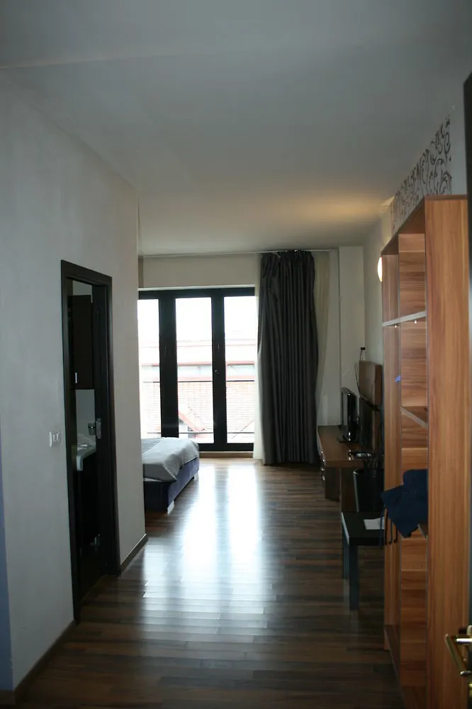 ***  Hotel Hemingway Residence Bucharest Romania