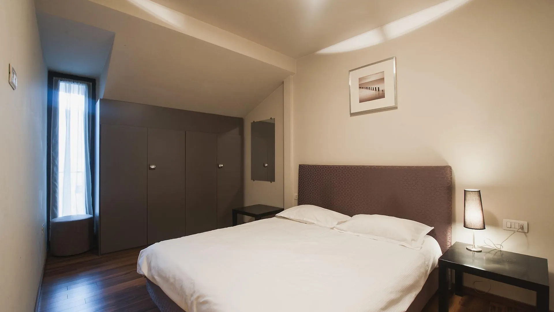 Hotel Hemingway Residence Βουκουρέστι