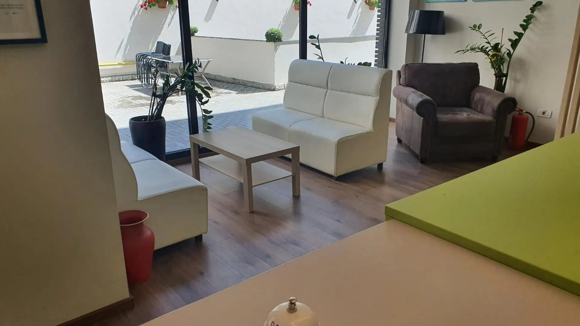 Hotel Hemingway Residence Βουκουρέστι