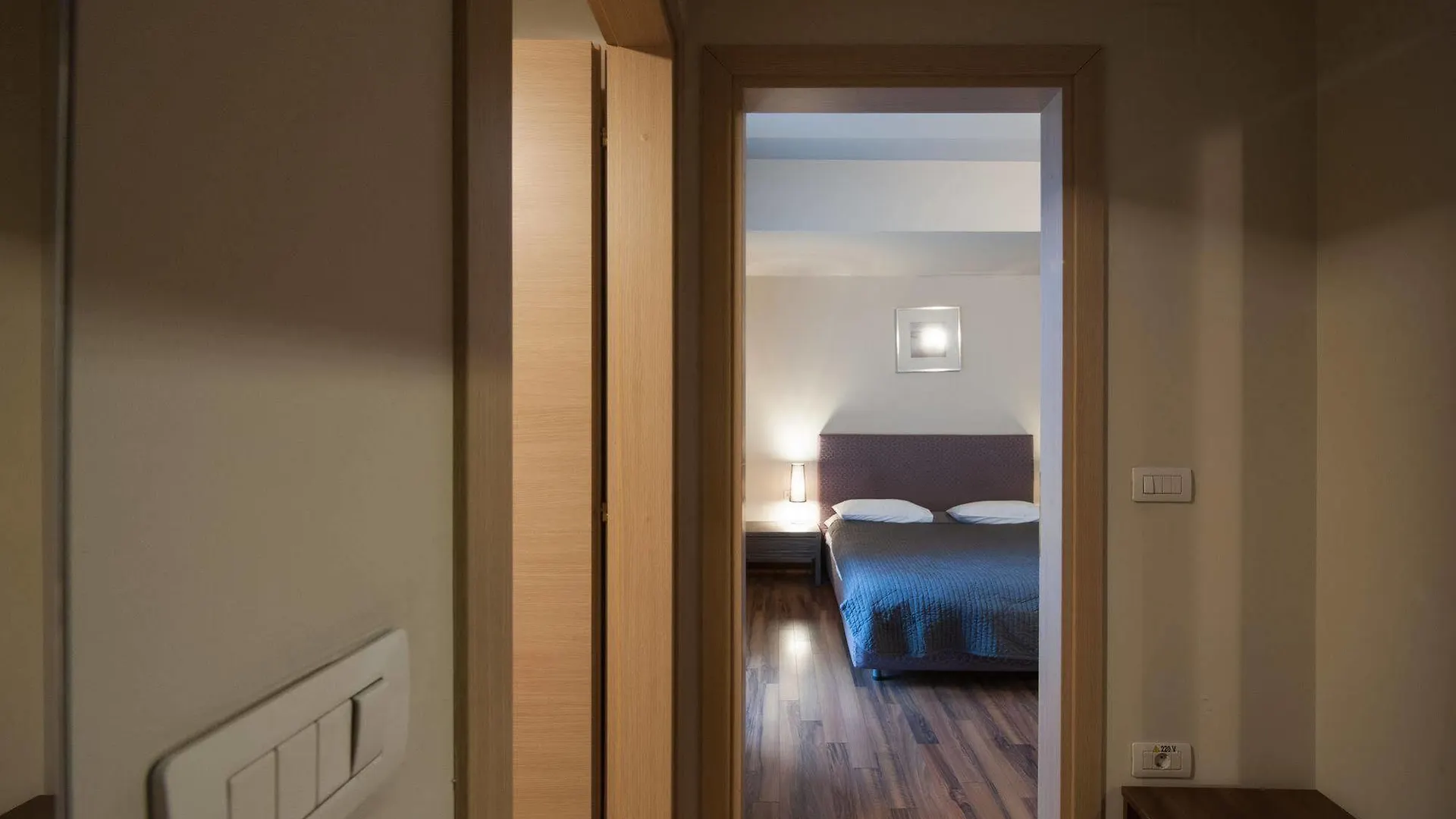 Hotel Hemingway Residence Βουκουρέστι